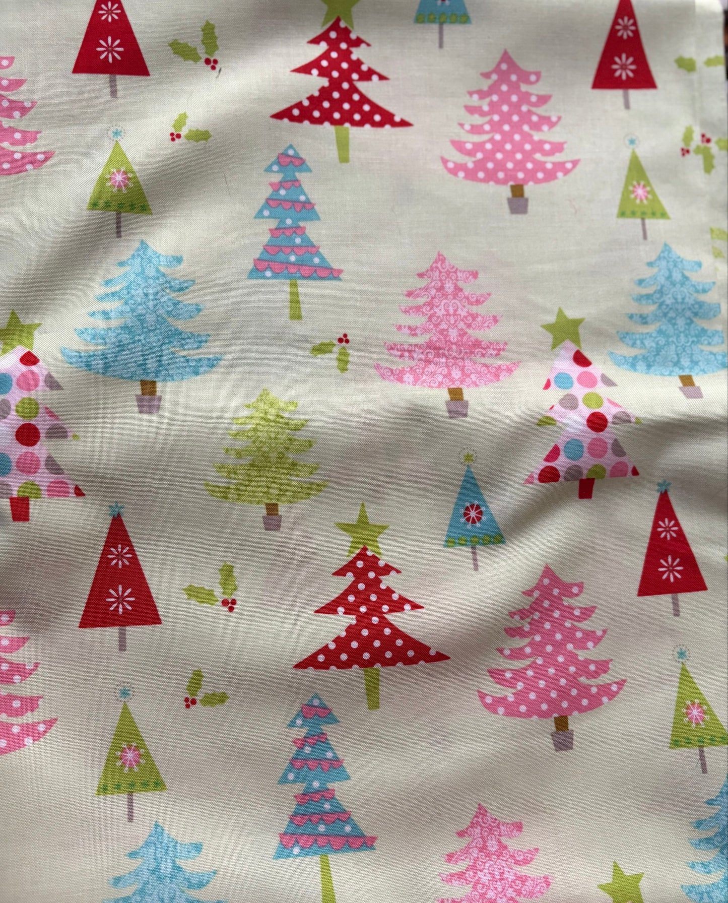 Riley Blake Christmas Tree Basics, Designer Cotton, Quilting Fabric, Sold by YARD