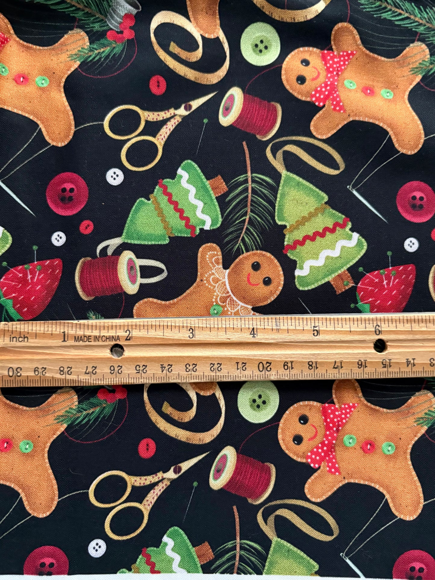 2 YARDS Quilting Treasures Happiness is Homemade Sewing and Christmas Gingerbread Men