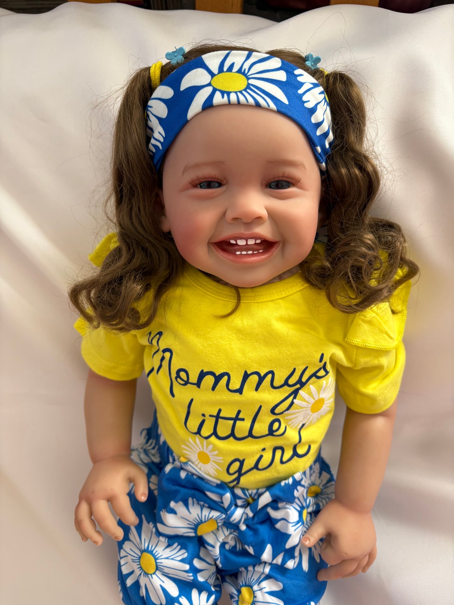 Adorable Reborn Girl Doll, Lifelike and Realistic, Three Outfits