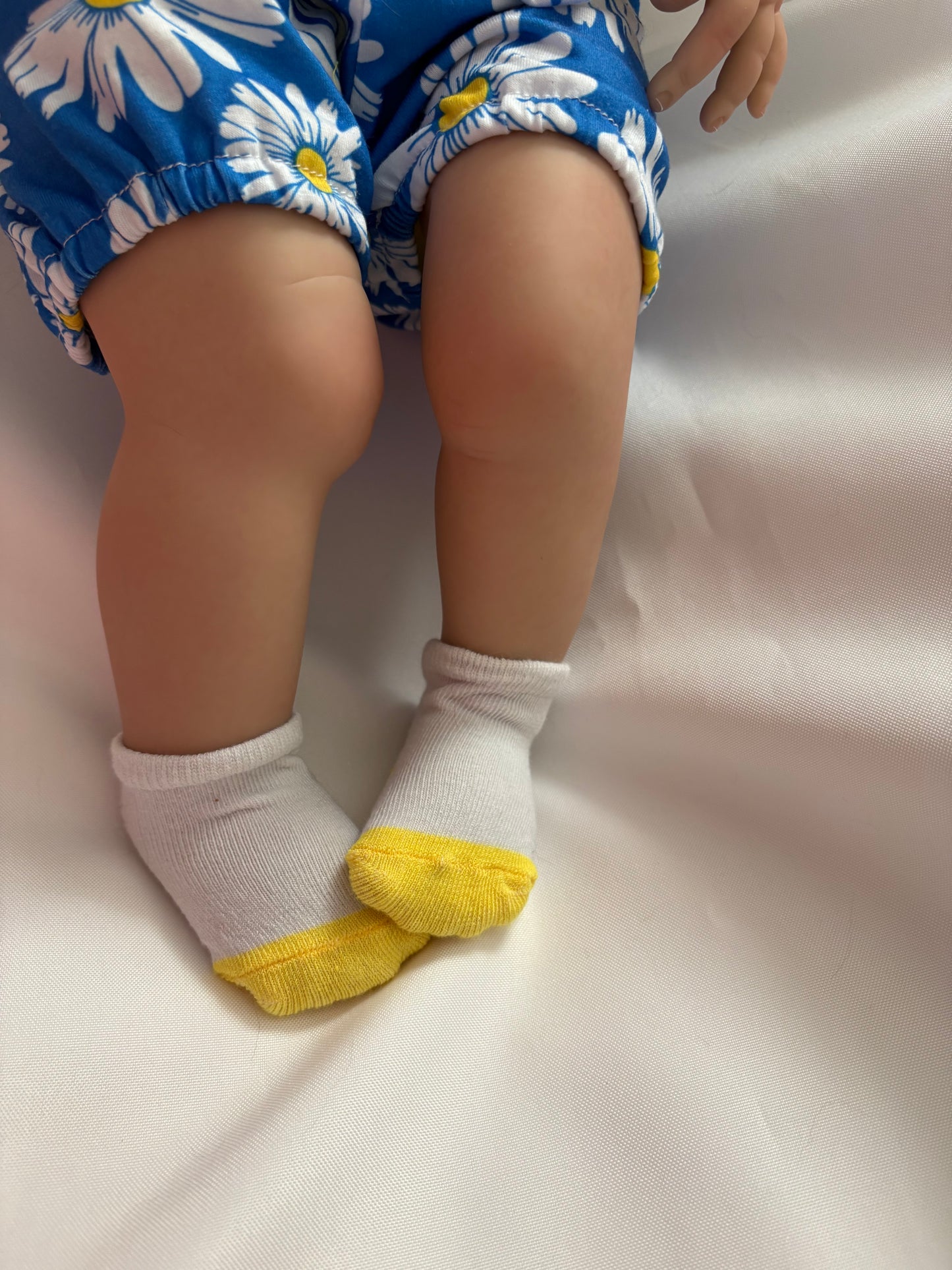Adorable Reborn Girl Doll, Lifelike and Realistic, Three Outfits