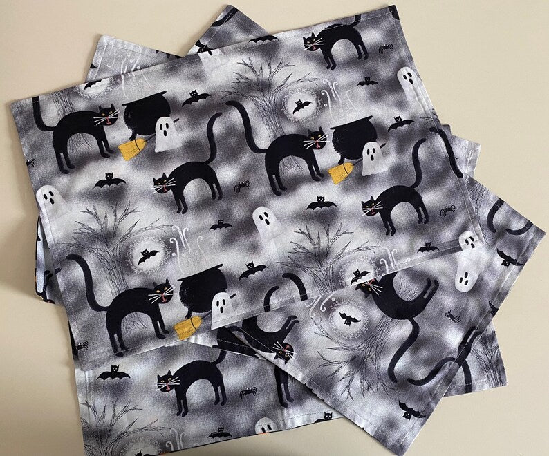 Halloween Placemats, Placemats for Table, Black Cat Ghosts, and Cauldrons Placemats, Reversible Placemats, Set of 4 Placemats
