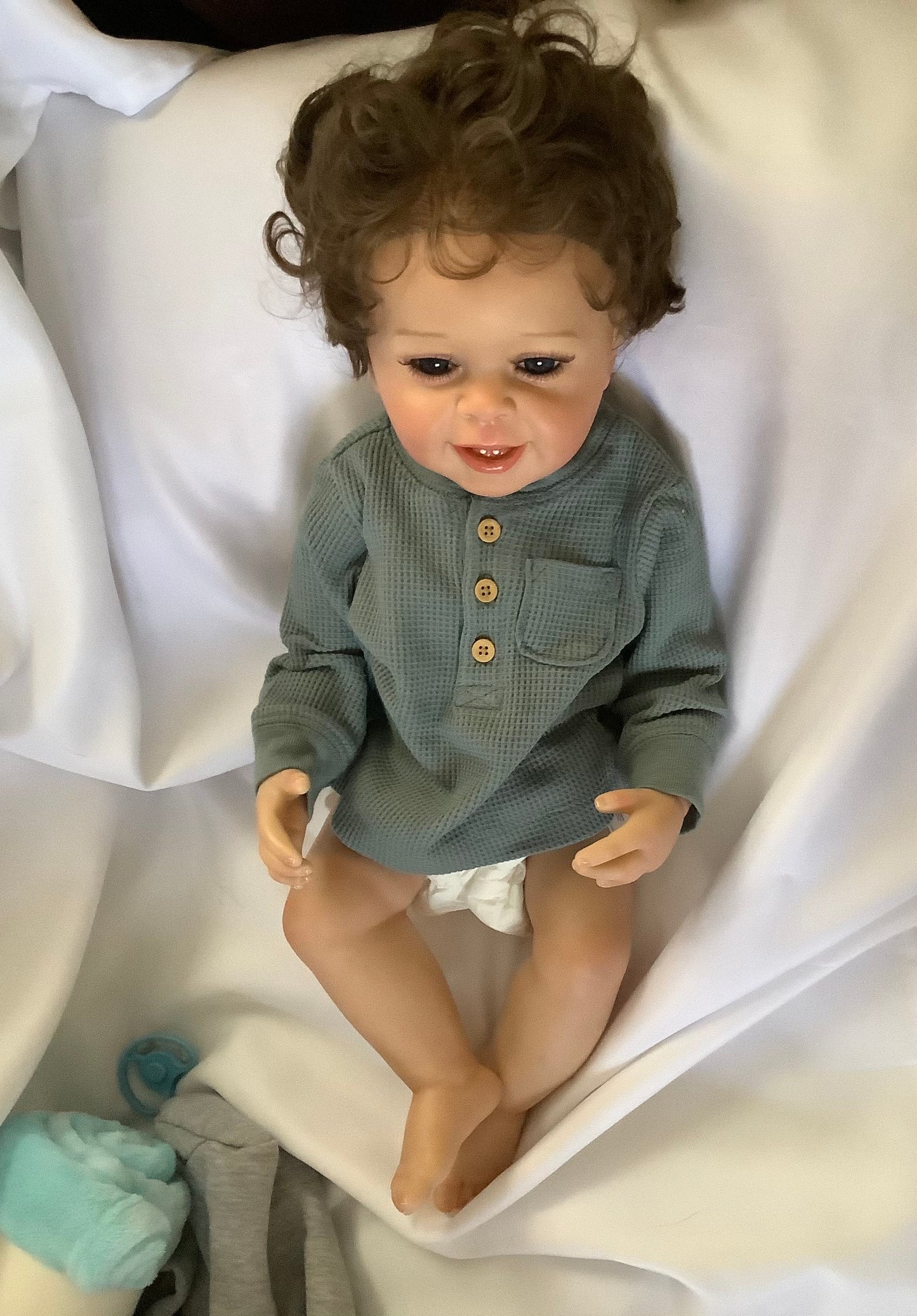 Adorable Reborn Boy Doll, Lifelike and Realistic, Outfits for Every Season and Plush Blanket