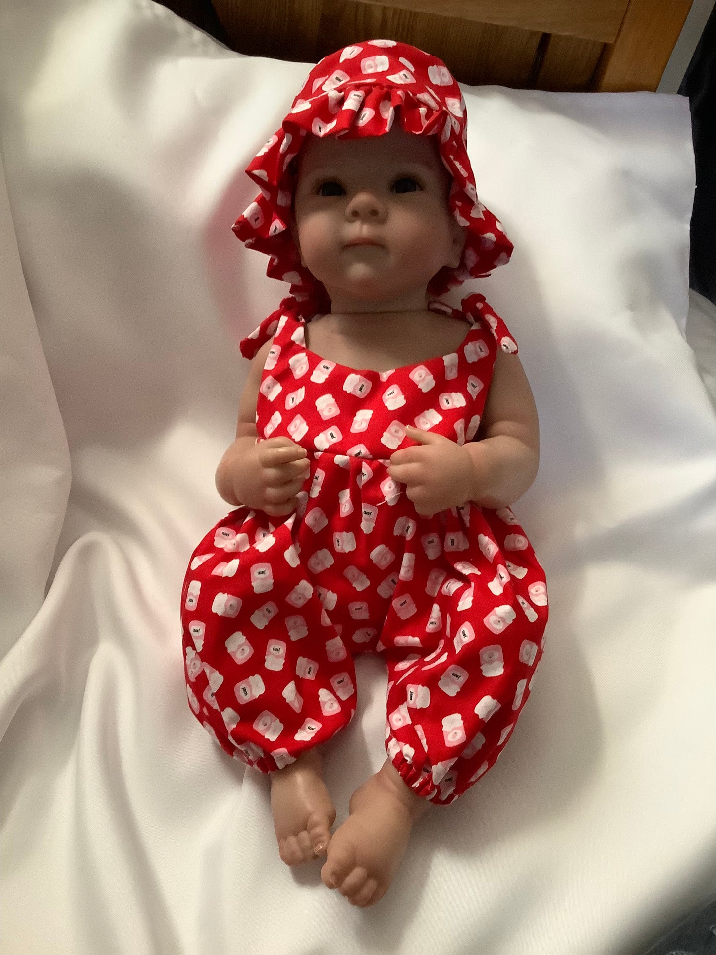 Adorable Reborn Girl Baby Doll, Realistic Lifelike Newborn with Handmade Outfit
