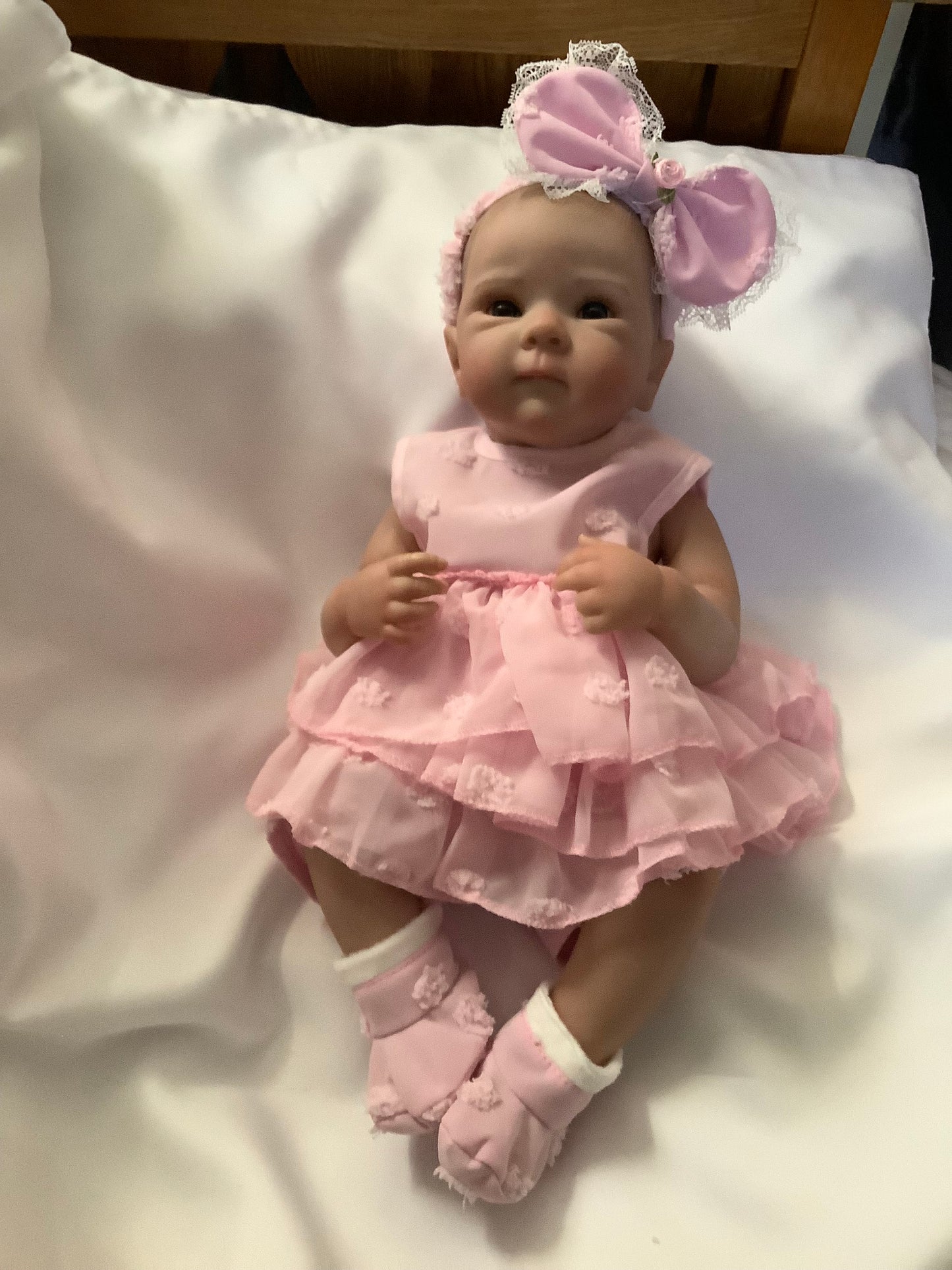 Adorable Reborn Girl Baby Doll, Realistic Lifelike Newborn with Handmade Outfit
