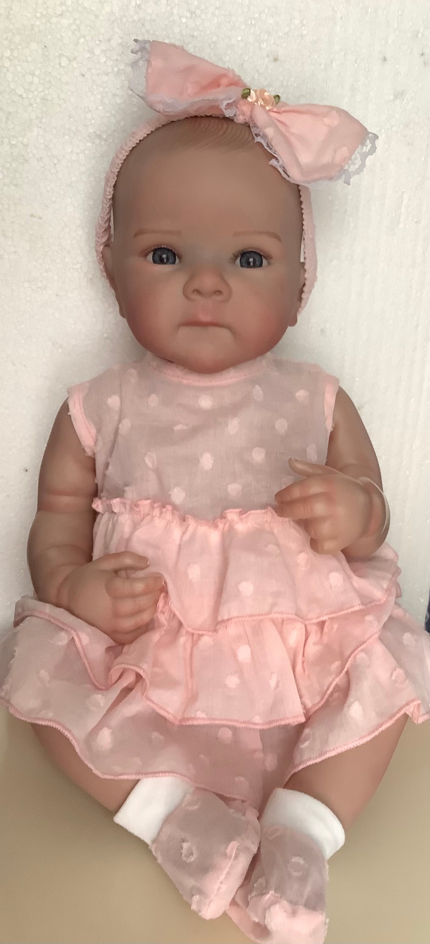 Adorable Reborn Girl Baby Doll, Realistic Lifelike Newborn with Handmade Outfit