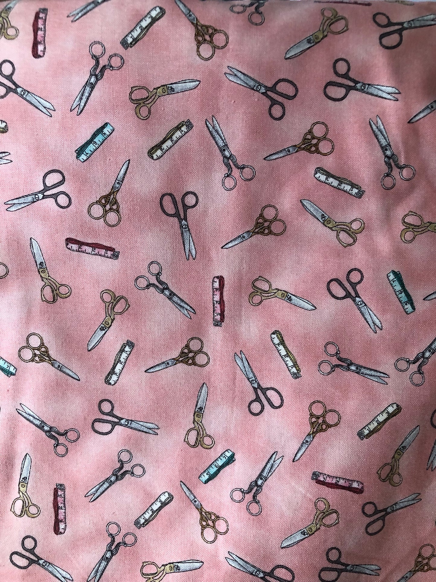 Quilting Treasures by Dan Morris Scissors Pink Fabric, Designer Cotton, Quilting, Sold by the YARD