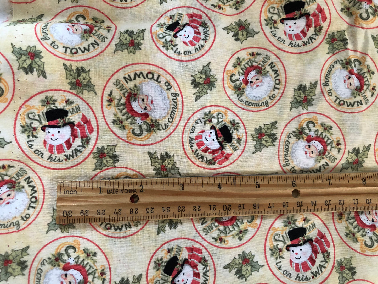 2 YARDS Springs Creative Retro Santa Snowman Circles by Susan Wright, Designer Cotton, Quilting Fabric