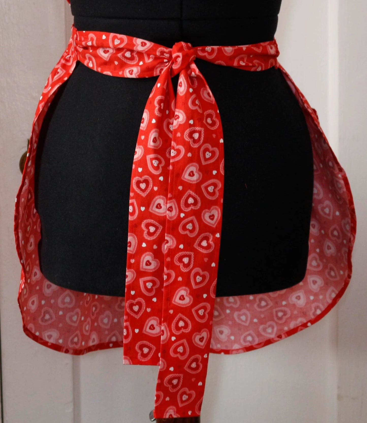 Valentine's Day Apron for Women, Hearts and Kisses Apron for Women, Hearts Apron