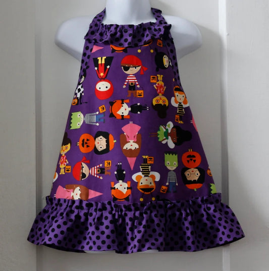 Apron for Child, Halloween Apron for Child, Girl's Halloween Apron, Trick or Treat Child's Apron, Kids Halloween Apron