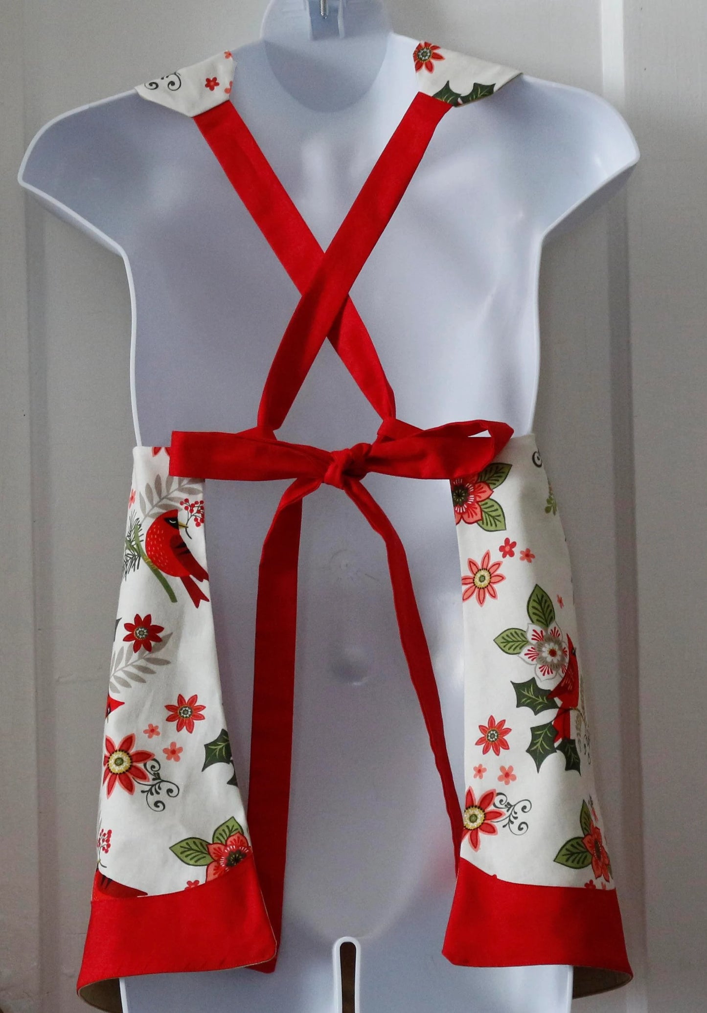 Mother Daughter Aprons, Christmas Baking Gift Set, Winter Red Cardinals