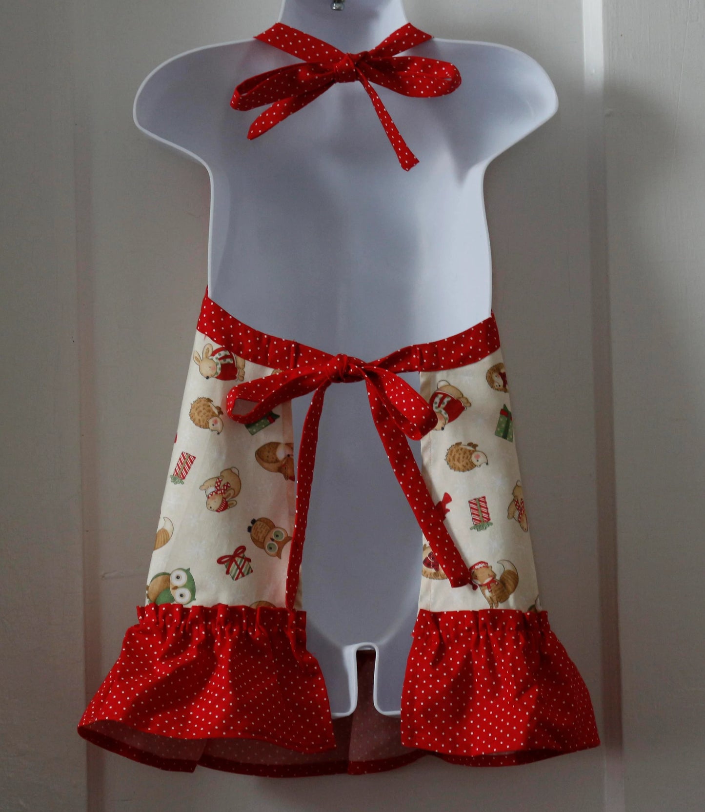 Christmas Baking Gift Set Child, Winter Woodland Animal Girls Apron And Chef Hat, Cupcakes