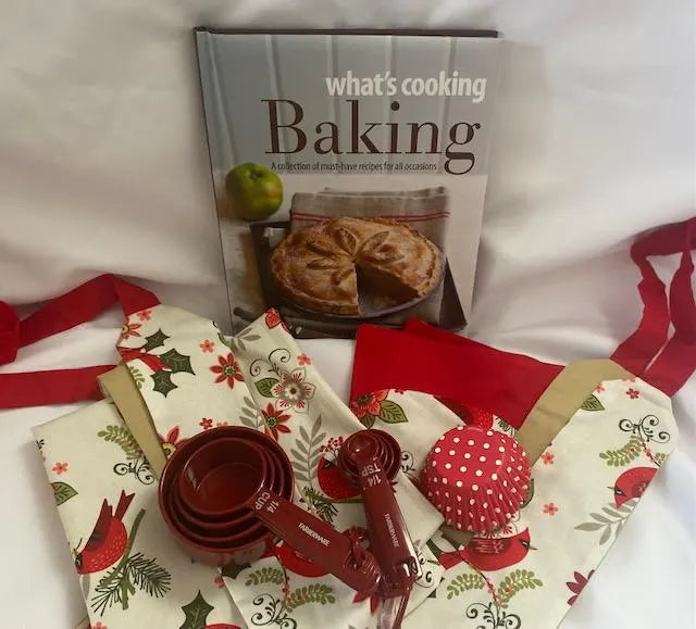 Mother Daughter Aprons, Christmas Baking Gift Set, Winter Red Cardinals