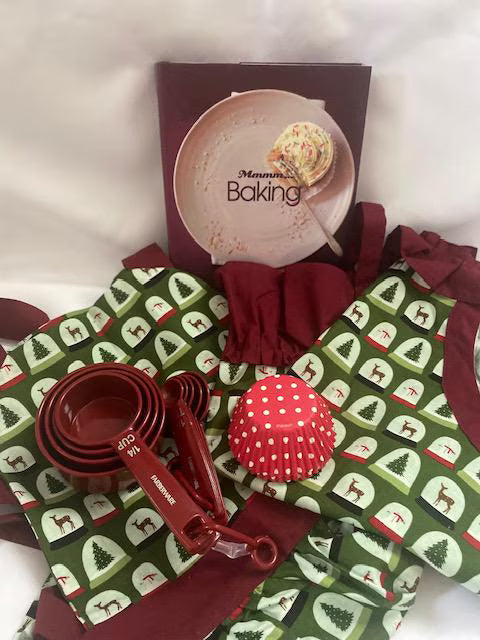 Mother Daughter Aprons, Christmas Baking Gift Set, Snow Globes